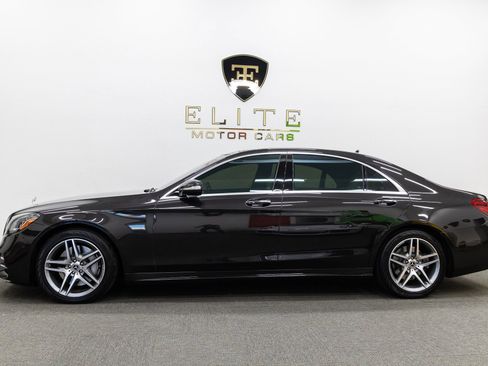 Used 2018 Mercedes-Benz S 560 Sedan image 2