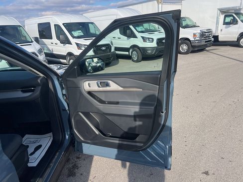 New 2026 Ford Explorer Active image 17