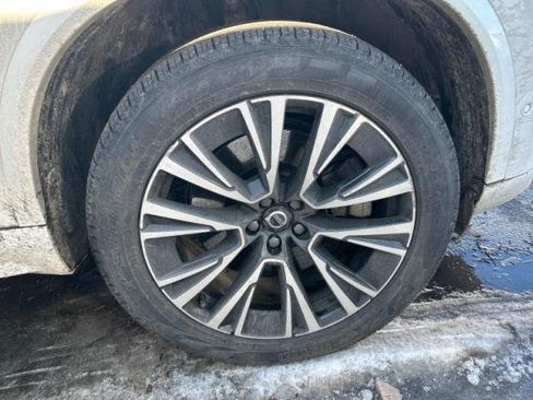 Used 2023 Volvo XC90 T8 Plus w/ Protection Package image 5