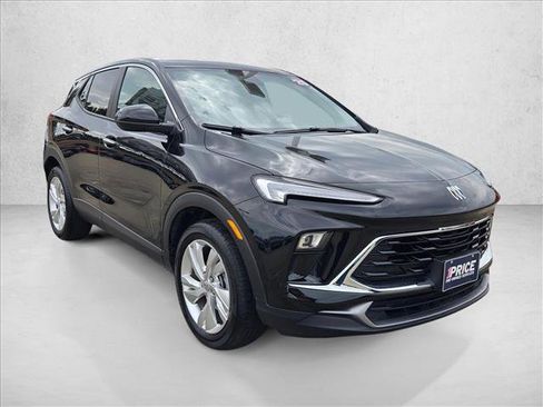 Used 2025 Buick Encore GX Preferred image 3