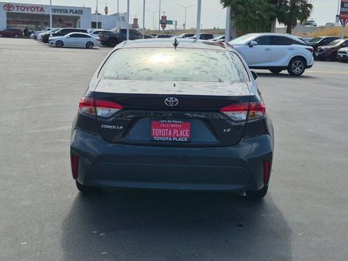 Used 2024 Toyota Corolla LE FWD image 9