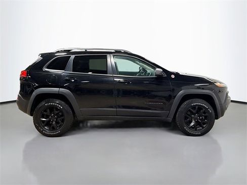 Used 2018 Jeep Cherokee Trailhawk w/ Quick Order Package 27L image 6