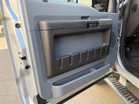 Used 2011 Ford F250 4x4 SuperCab Super Duty image 21