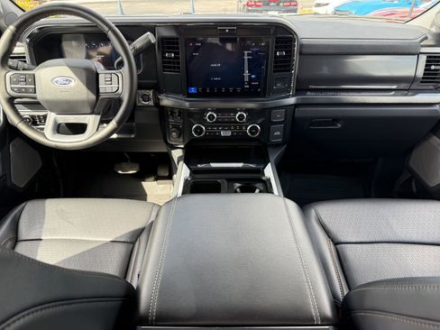 Used 2025 Ford F250 Lariat AWD/4WD image 15