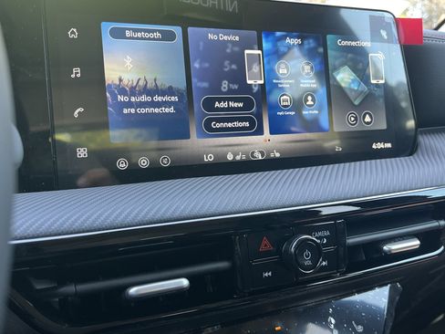 New 2026 Nissan Kicks SR FWD image 5