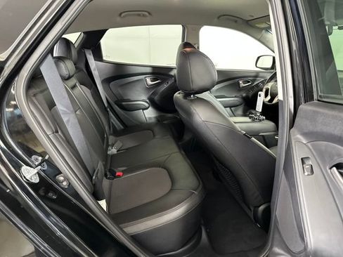 Used 2013 Hyundai Tucson GLS image 27