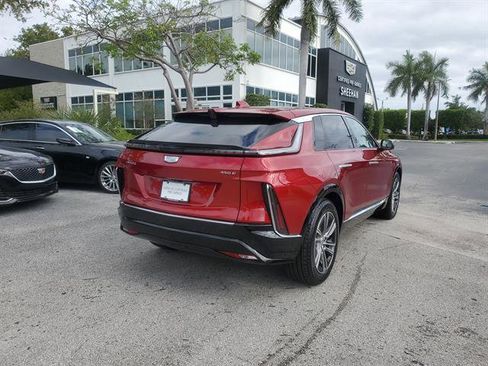 Certified 2024 Cadillac Lyriq Luxury RWD image 5