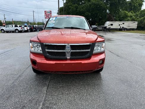 Used 2008 Dodge Dakota SLT RWD image 2