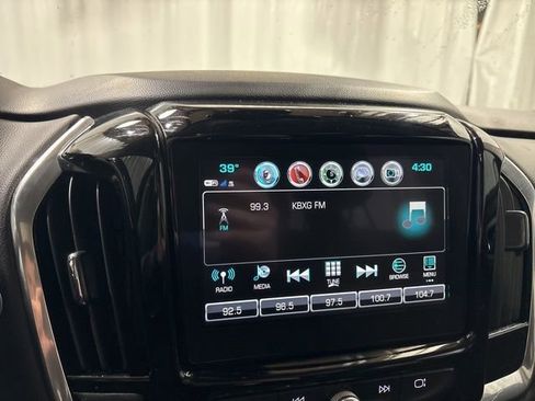 Used 2019 Chevrolet Traverse RS w/ LPO, 'HIT The Road' Package image 19