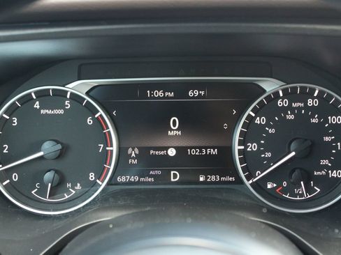 Used 2023 Nissan Rogue S AWD/4WD image 17