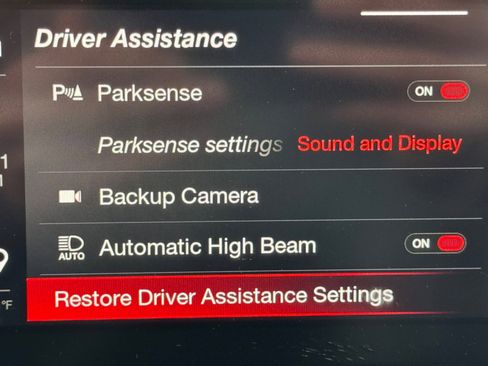 Used 2022 Alfa Romeo Giulia Veloce image 30