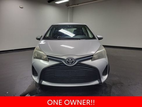 Used 2015 Toyota Yaris L FWD image 3