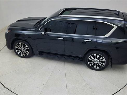 Used 2024 Lexus LX 600 4WD w/ Luxury Package image 83