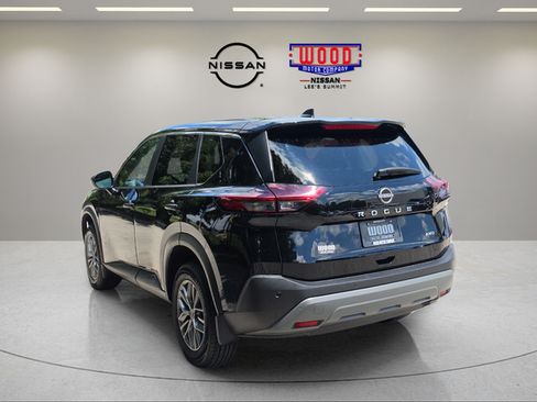 Used 2023 Nissan Rogue S AWD/4WD image 4