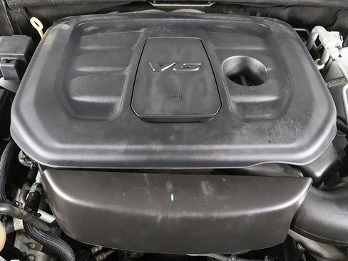 Used 2021 Jeep Grand Cherokee Limited w/ Premium Lighting Group AWD/4WD image 16