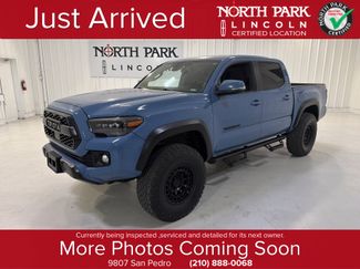 Used 2019 Toyota Tacoma TRD Off-Road video 1