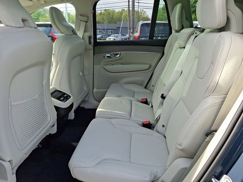 New 2026 Volvo XC90 B6 Ultra w/ Protection Package image 5