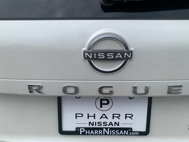 Used 2023 Nissan Rogue SV AWD/4WD image 32