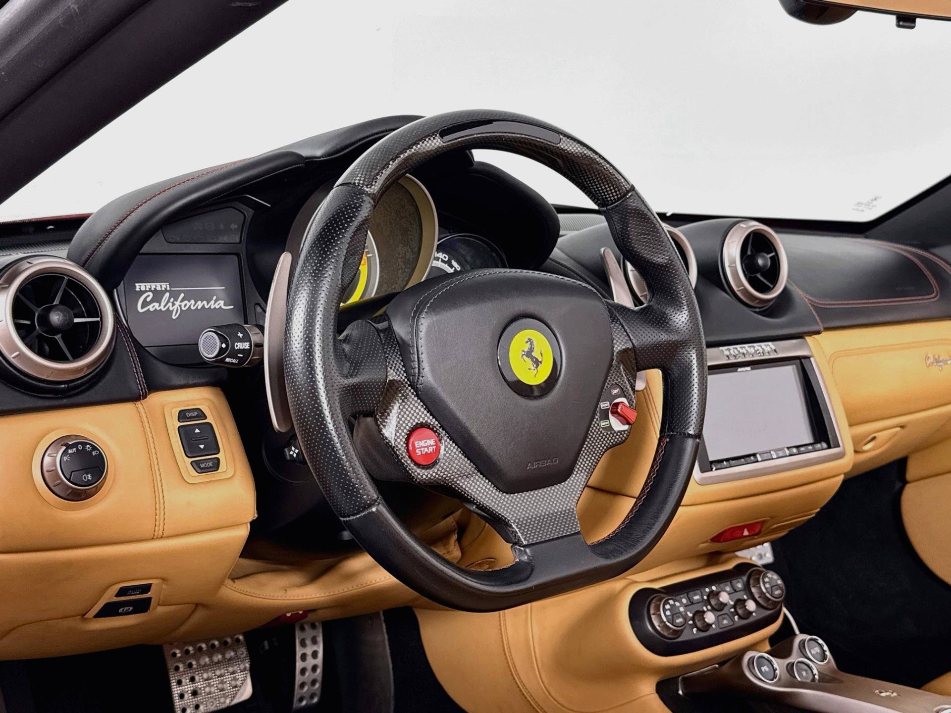 Used 2010 Ferrari California RWD image 12