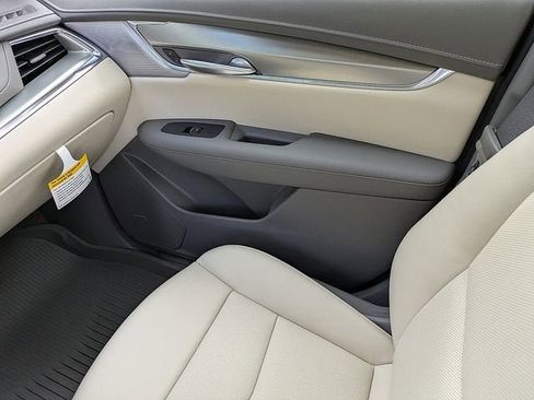 New 2025 Cadillac XT5 Premium Luxury w/ Technology Package image 18