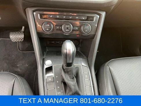 Used 2020 Volkswagen Tiguan SE FWD image 20