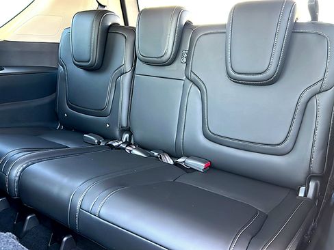 New 2026 Nissan Armada SV image 17