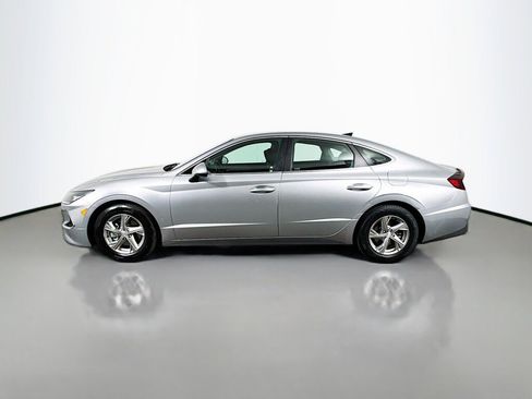 Used 2021 Hyundai Sonata SE FWD image 2