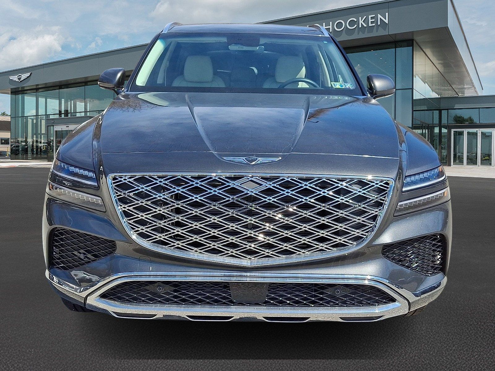 Certified 2025 Genesis GV80 2.5T Standard AWD/4WD image 3