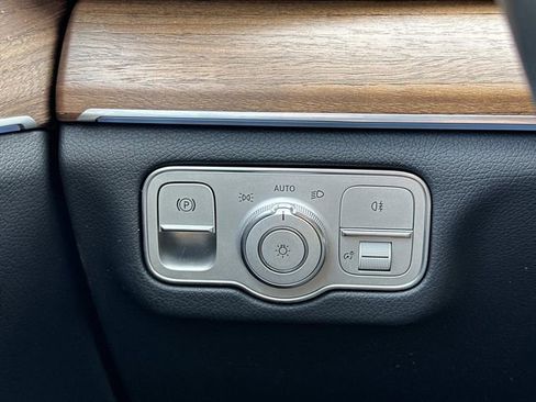 Certified 2025 Mercedes-Benz GLE 350 4MATIC image 27