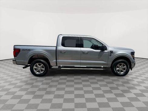 Used 2025 Ford F150 XLT w/ Equipment Group 301A Standard AWD/4WD image 8