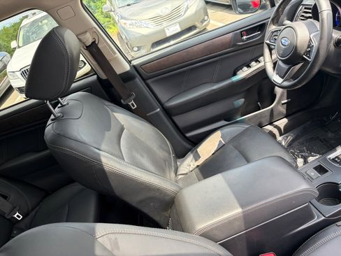 Used 2019 Subaru Outback 2.5i Limited AWD/4WD image 36
