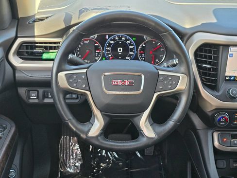 Certified 2023 GMC Acadia Denali w/ Denali Technology Package AWD/4WD image 7