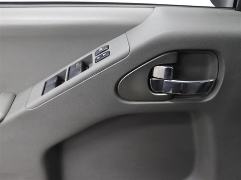 Used 2017 Nissan Frontier SV w/ SV Value Truck Package image 34