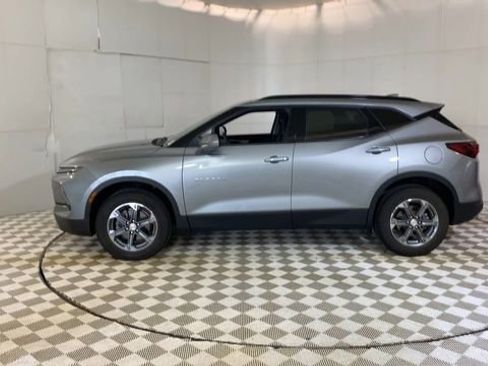 Used 2023 Chevrolet Blazer LT w/ Convenience Package image 5