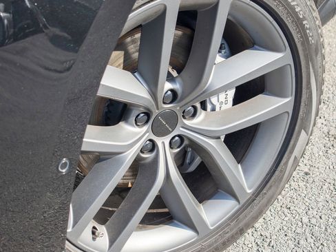 New 2026 Land Rover Range Rover Sport SE image 9