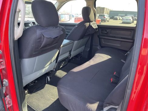 Used 2015 RAM 1500 Express image 26