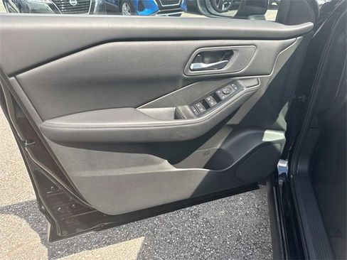 New 2026 Nissan Rogue SV image 19