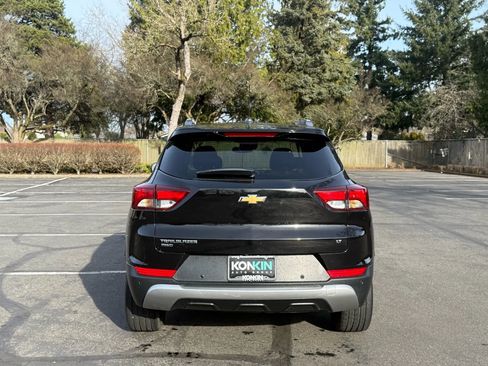 Used 2021 Chevrolet TrailBlazer LT w/ Driver Confidence Package image 5