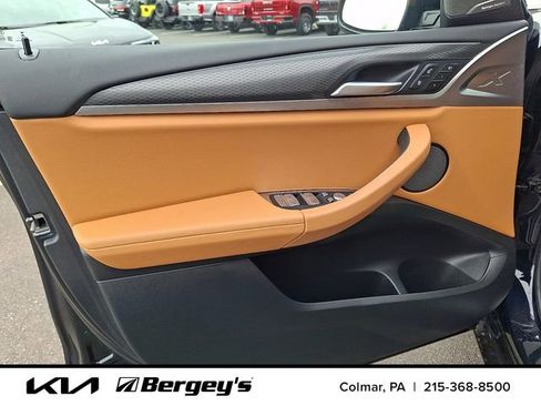 Used 2024 BMW X3 xDrive30i w/ Premium Package w/ZPA AWD/4WD image 15