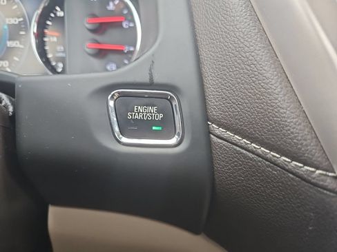 Used 2018 GMC Acadia Denali AWD/4WD image 31