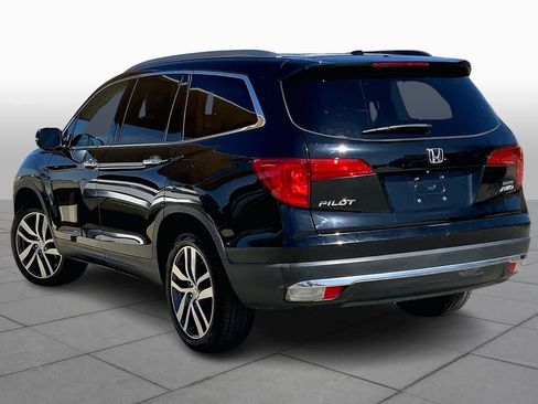 Used 2017 Honda Pilot Elite image 12