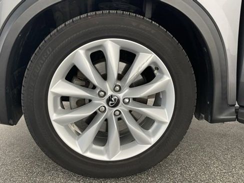 Used 2019 INFINITI QX50 Essential image 52