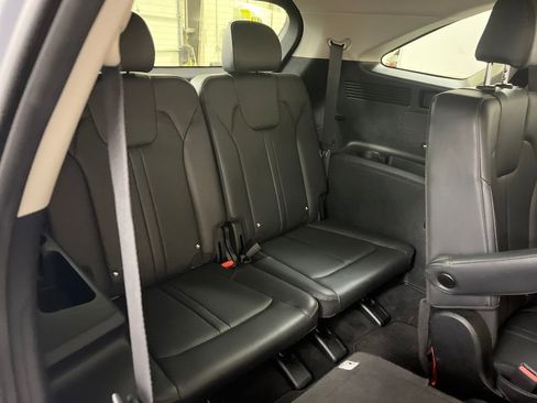 Used 2025 Kia Sorento EX FWD image 22