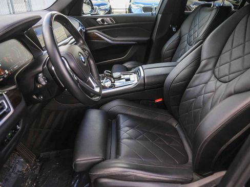 Used 2023 BMW X5 sDrive40i w/ Parking Assistance Package image 14