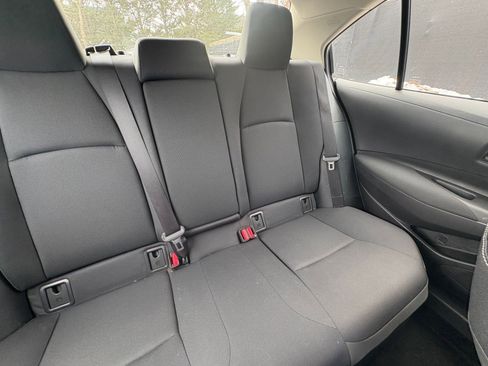 Used 2025 Toyota Corolla LE image 33