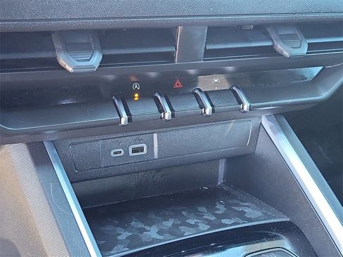 Certified 2025 Chevrolet Colorado Trail Boss image 25