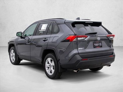 Used 2019 Toyota RAV4 XLE image 7