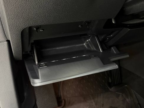 Used 2013 Volkswagen Tiguan S AWD/4WD image 41