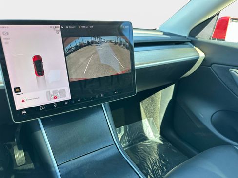 Used 2020 Tesla Model Y Performance image 26