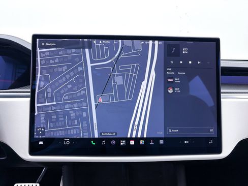 Used 2021 Tesla Model S Plaid AWD/4WD image 6